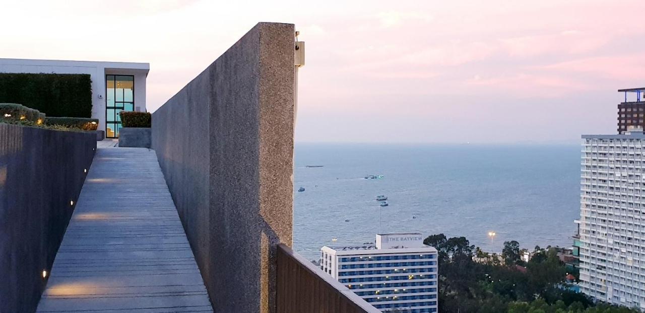 Base Central Pattaya Long Balcony King-Bed With Infinity Pool & Free Netflix! Екстериор снимка