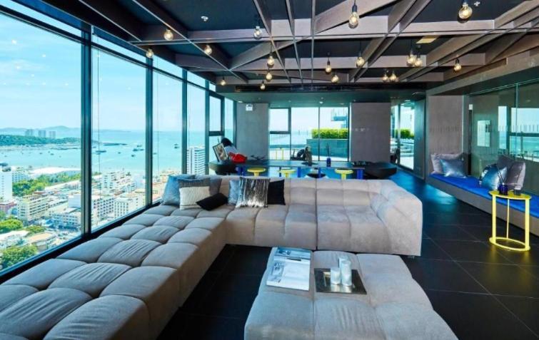 Base Central Pattaya Long Balcony King-Bed With Infinity Pool & Free Netflix! Екстериор снимка